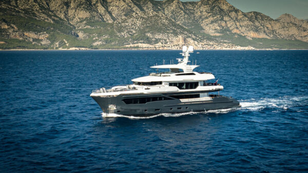 Venduto il terzo superyacht explorer Kando 110 di AvA Yachts