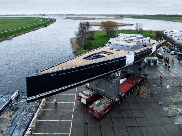 Nasce “Nilaya”, il superyacht a vela di alluminio più leggero al mondo