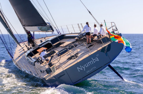 SW96 Nyumba Southern Wind Nauta Design photo credits Rob Kamhoot