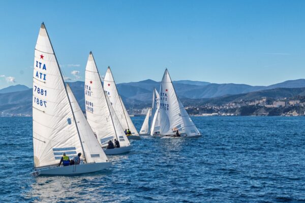 Torna la Classe Star con il Campionato del XIV Distretto al Marina di Varazze