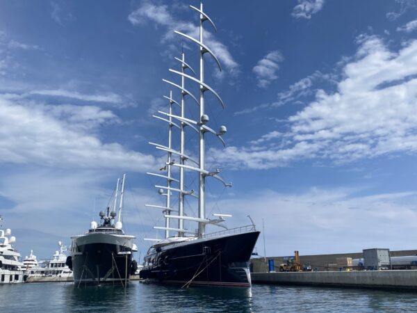 The sailing superyacht, “Black Pearl” sighted in Genova: images by DN