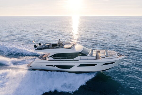 Ferretti Yachts 580: foto e video della nuova stella del modern luxury