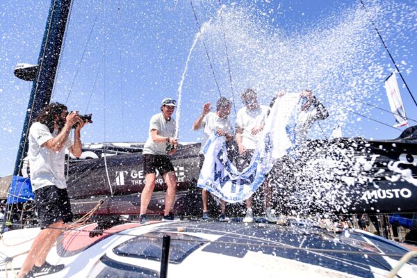 The Ocean Race, 11th Hour Racing Team vince la sesta tappa e resta al comando della classifica IMOCA