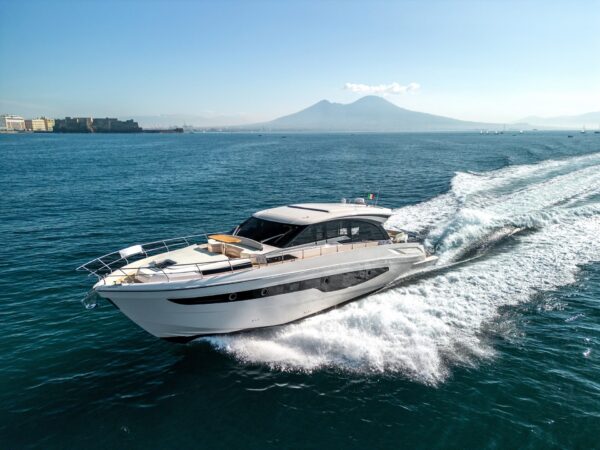 Il Cayman Yachts S600 in anteprima internazionale ai saloni di Cannes e Genova