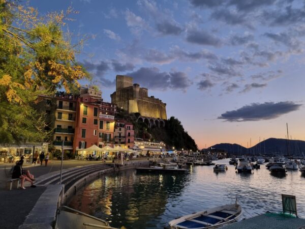 “Lerici legge il mare”: dal 15 settembre la città ligure diventa capitale della letteratura e della cultura marinara