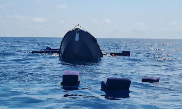 Lo yacht Cujo affondato in Francia