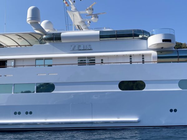 Il superyacht Zeus a Portofino: il video di DN