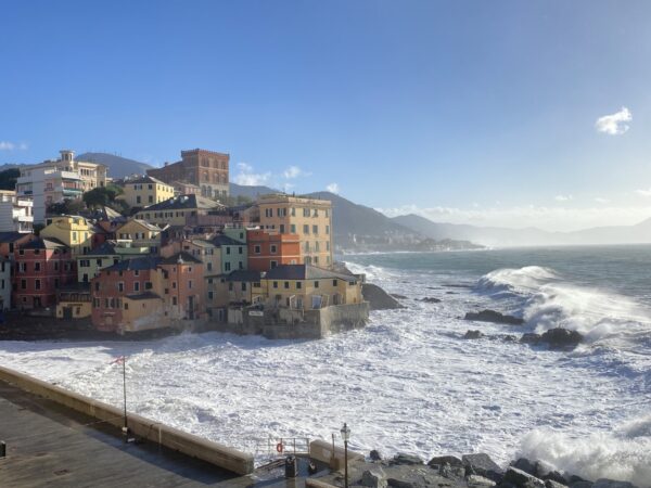 La grande mareggiata vista da Genova