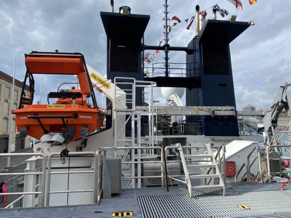 A bordo di Gaia Blu, la nave oceanografica del CNR