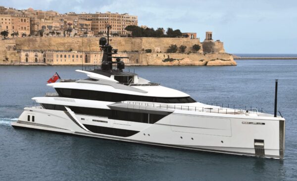 M/Y Comfortably Numb di CRN: un formidabile esempio di innovazione e sartorialità