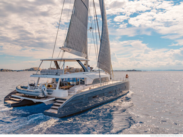 First Class, la linea di catamarani di lusso di NSS Charter