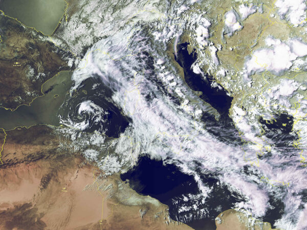 Ecco la primavera con i suoi forti contrasti