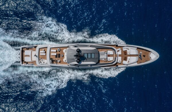 Il Baglietto T52 vince il World Superyacht Award 2024