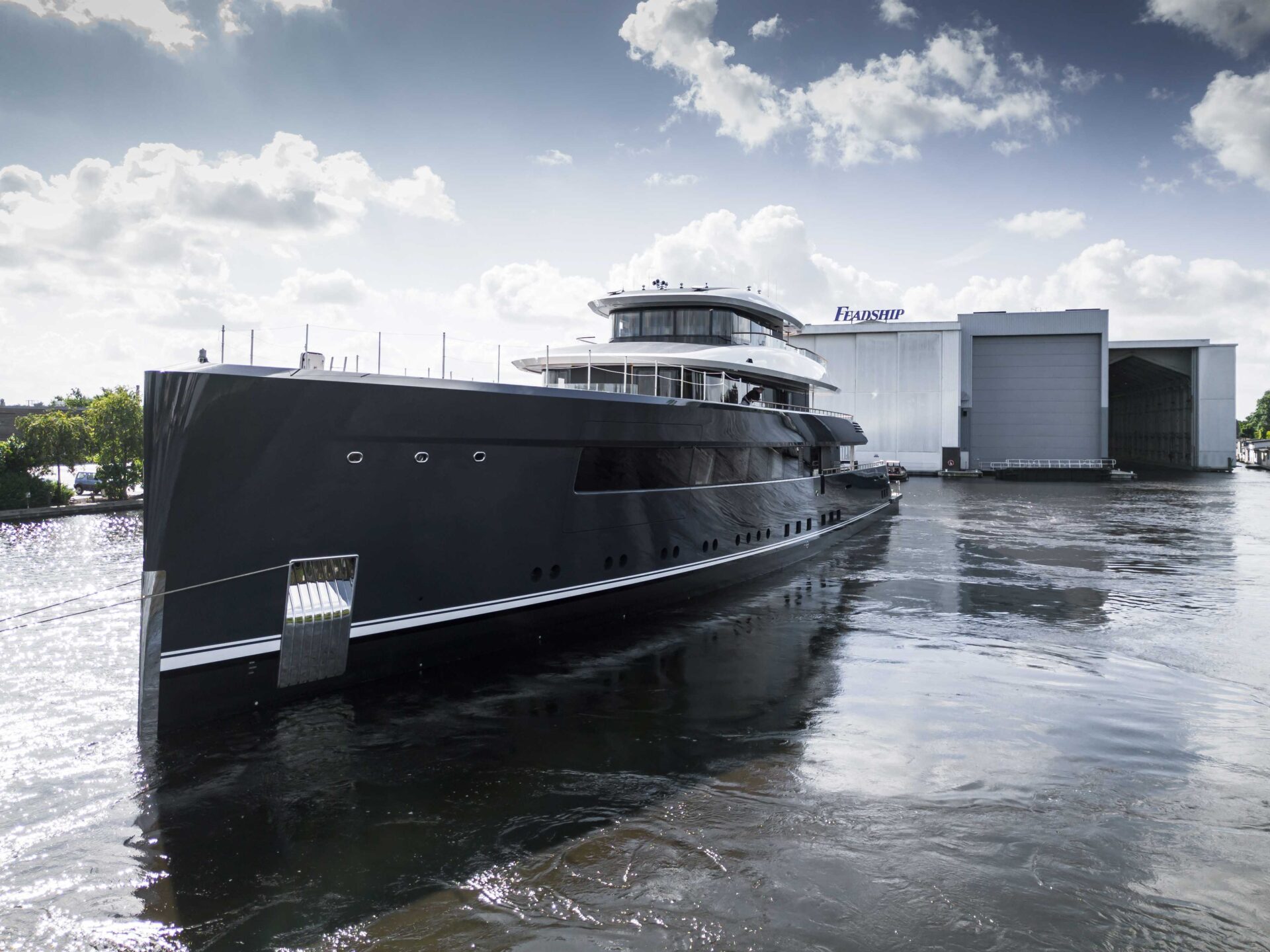 Project 713 Feadship