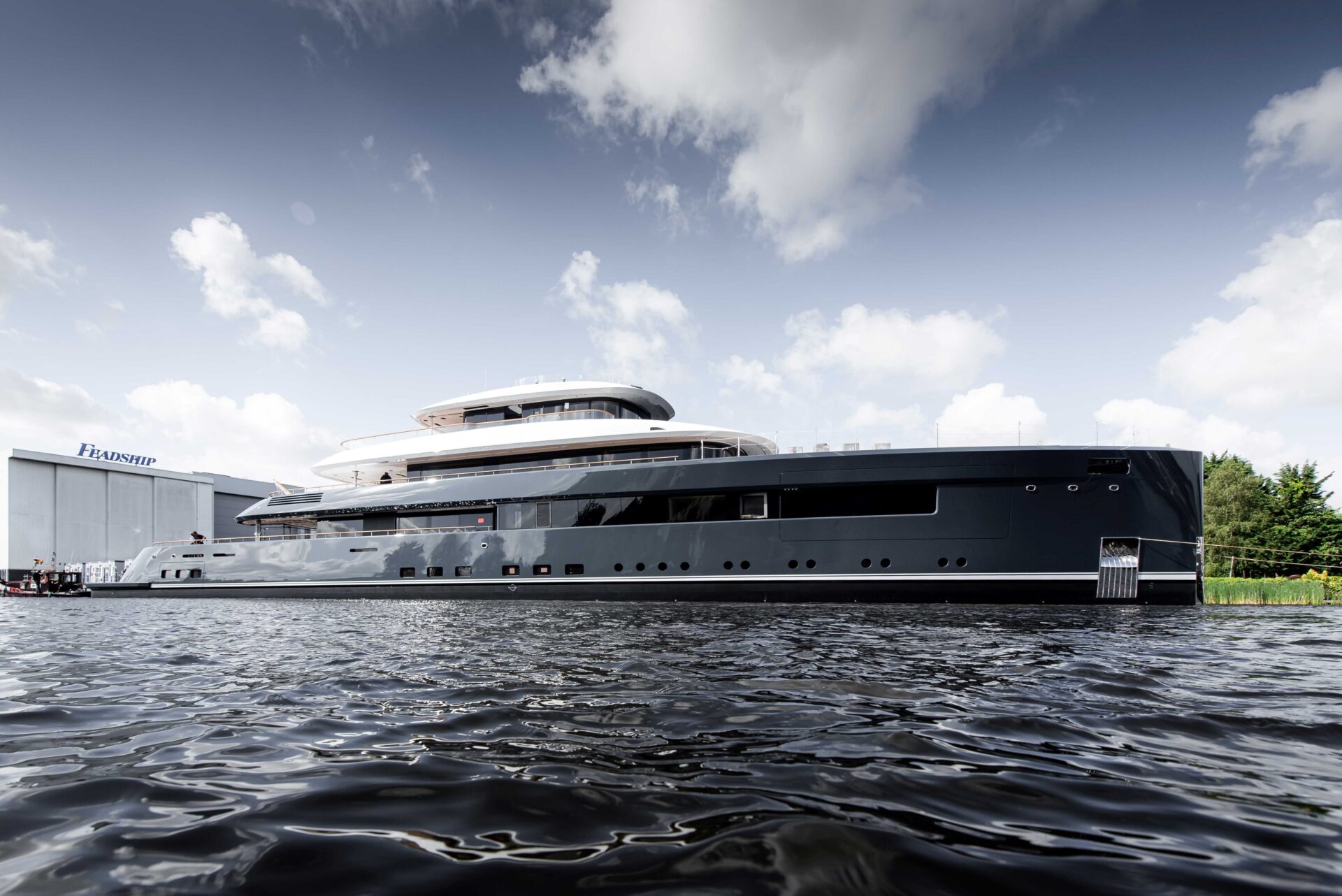 Project 713 Feadship