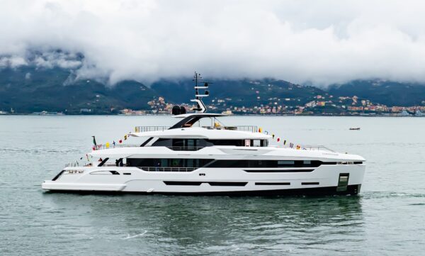 Consegnati cinque motor yacht Baglietto dai 41 ai 52 metri