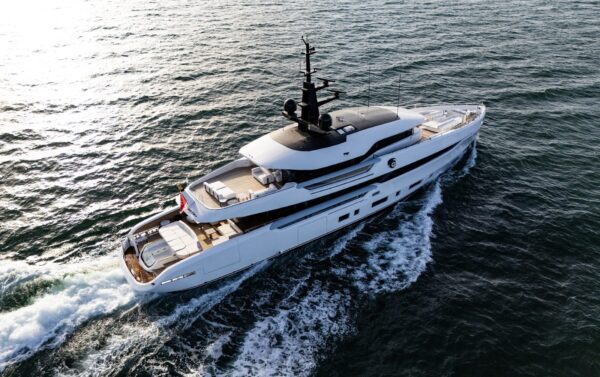 Consegnato il Columbus Atlantique 43 M/Y Night Fury II