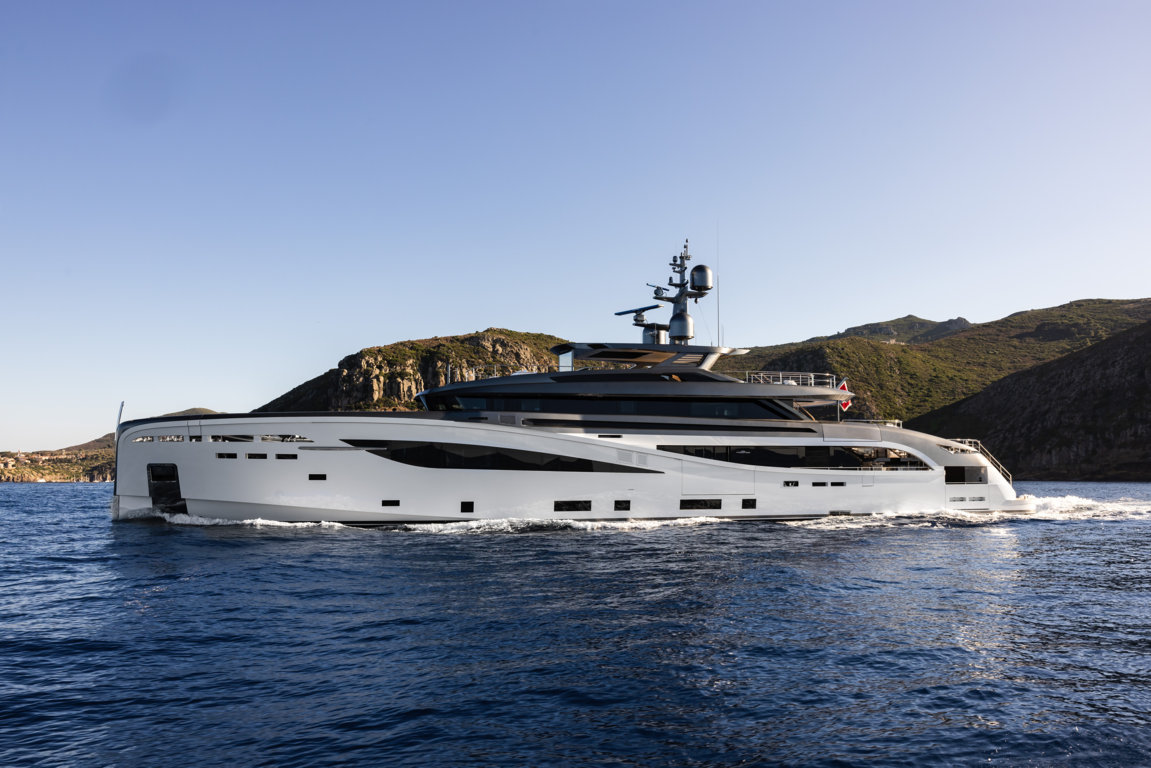 m/y Bel1 Rossinavi