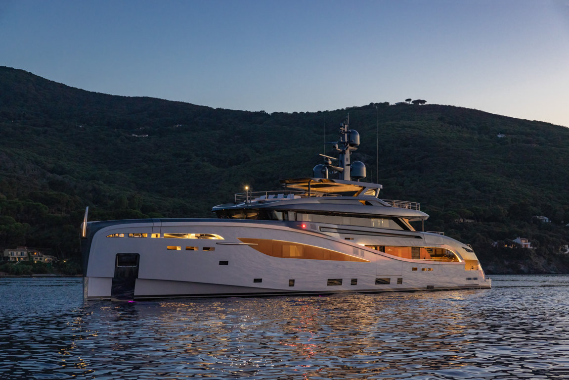 m/y Bel1 Rossinavi