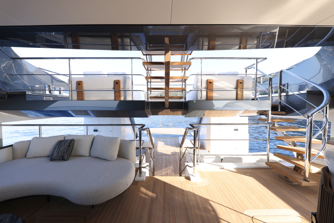 m/y Bel1 Rossinavi