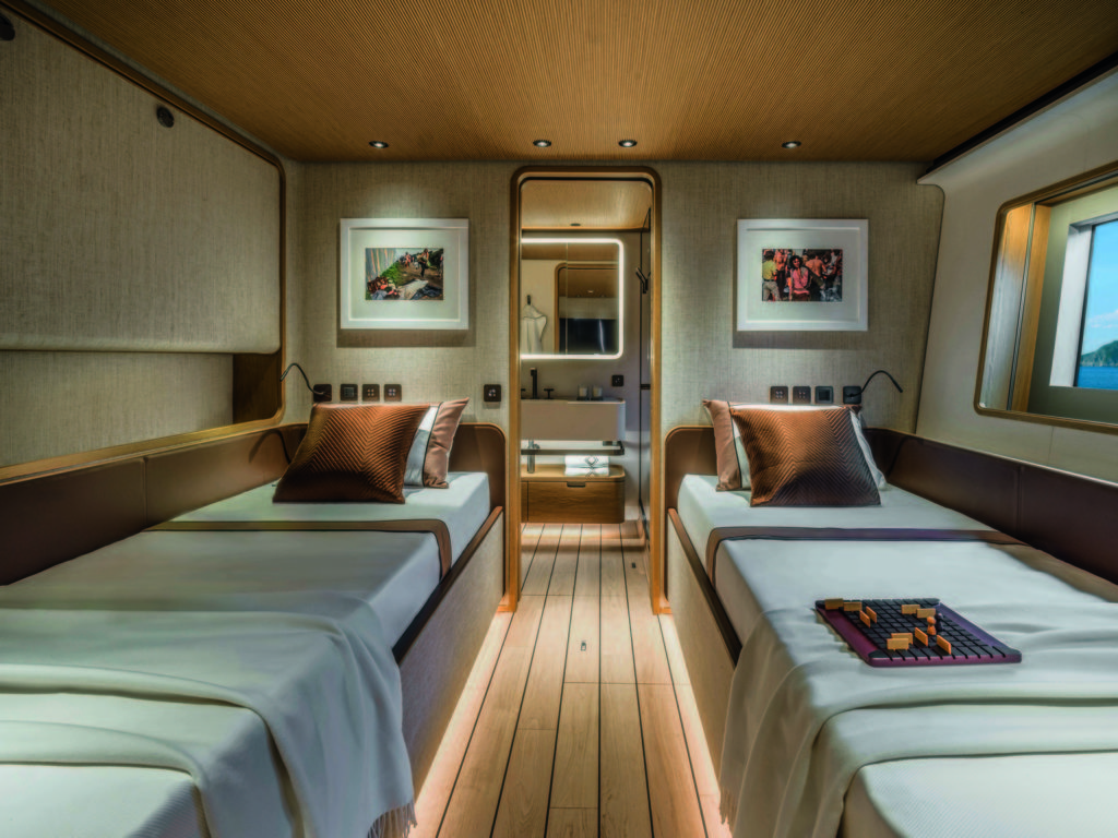 Custom Line Navetta 38 ACPV ARCHITECTS_guest cabin