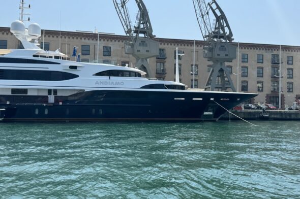 benetti superyacht kingdom 5kr