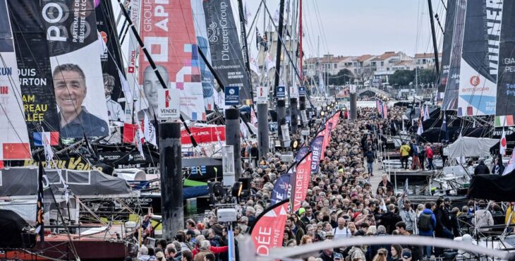 Partita la Vendée Globe: grande emozione sui pontili e a bordo