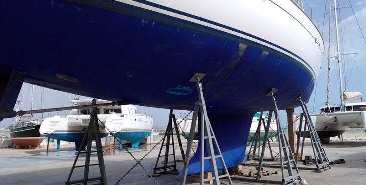 Navaltecnosud al Boot di Düsseldorf 2025 con il cavalletto ad inclinazione regolabile