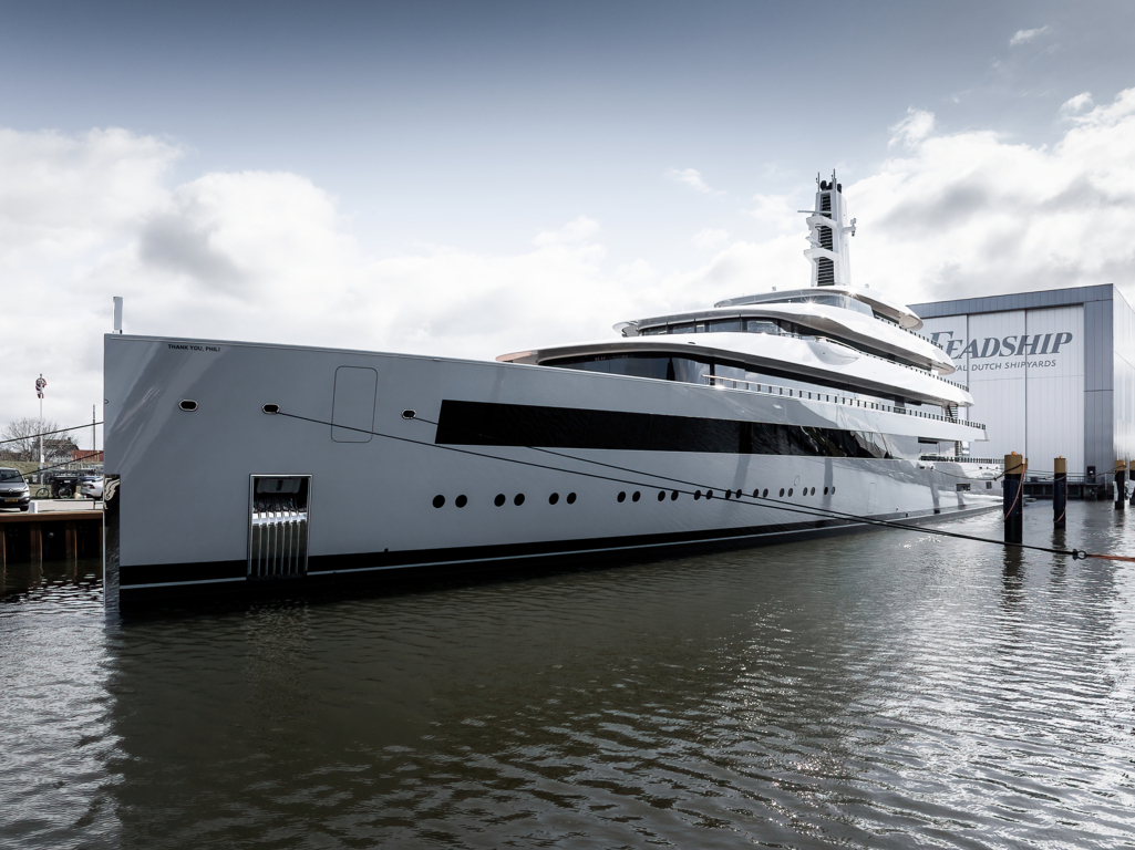 Feadship-Moonrise