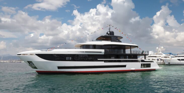 The Mangusta Oceano 39 wins the World Superyacht Awards 2025