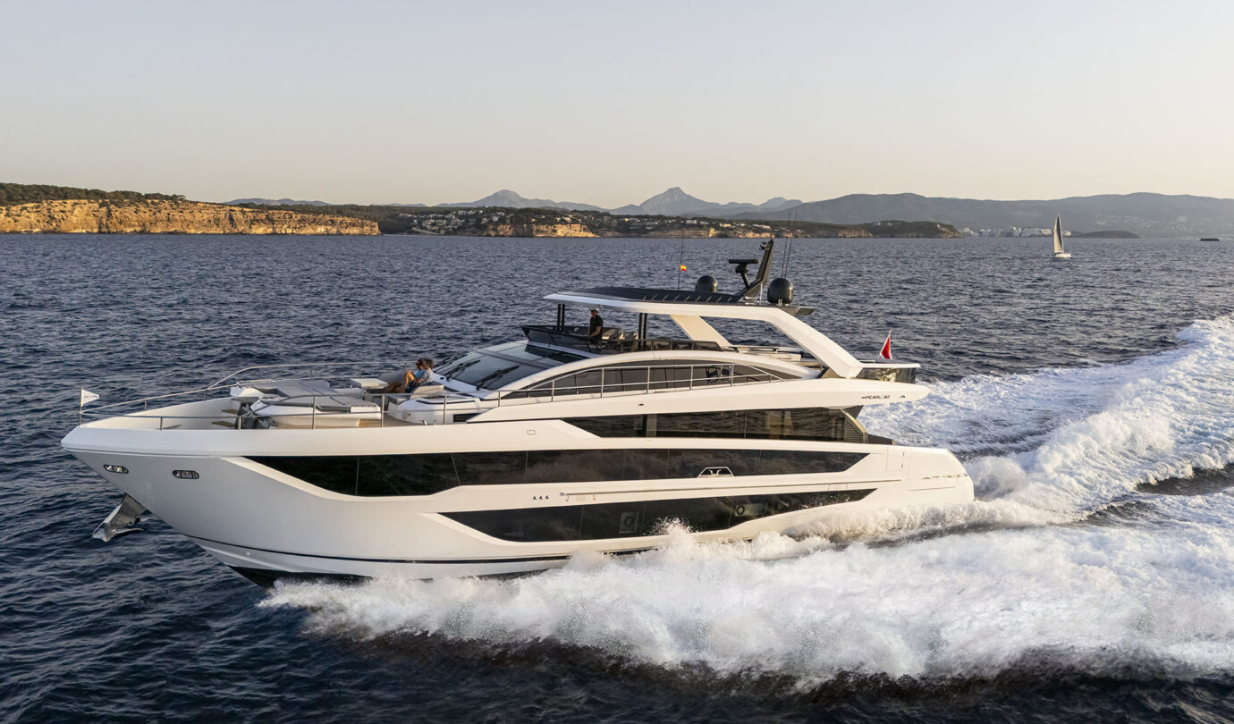 Pearl 82 Pearl Yachts