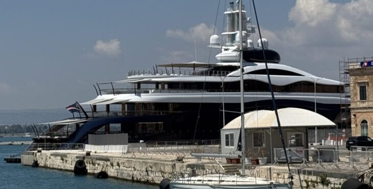 Mark Zuckerberg’s 118-metre megayacht stops in Syracuse – Video and photos by DN