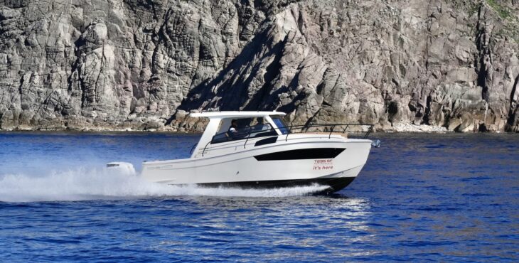 T295 SF Montecristo e T295 VM di Tuccoli Marine: due modi di vivere il mare