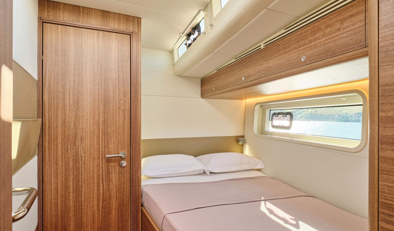 OT-60 Omikron Yachts