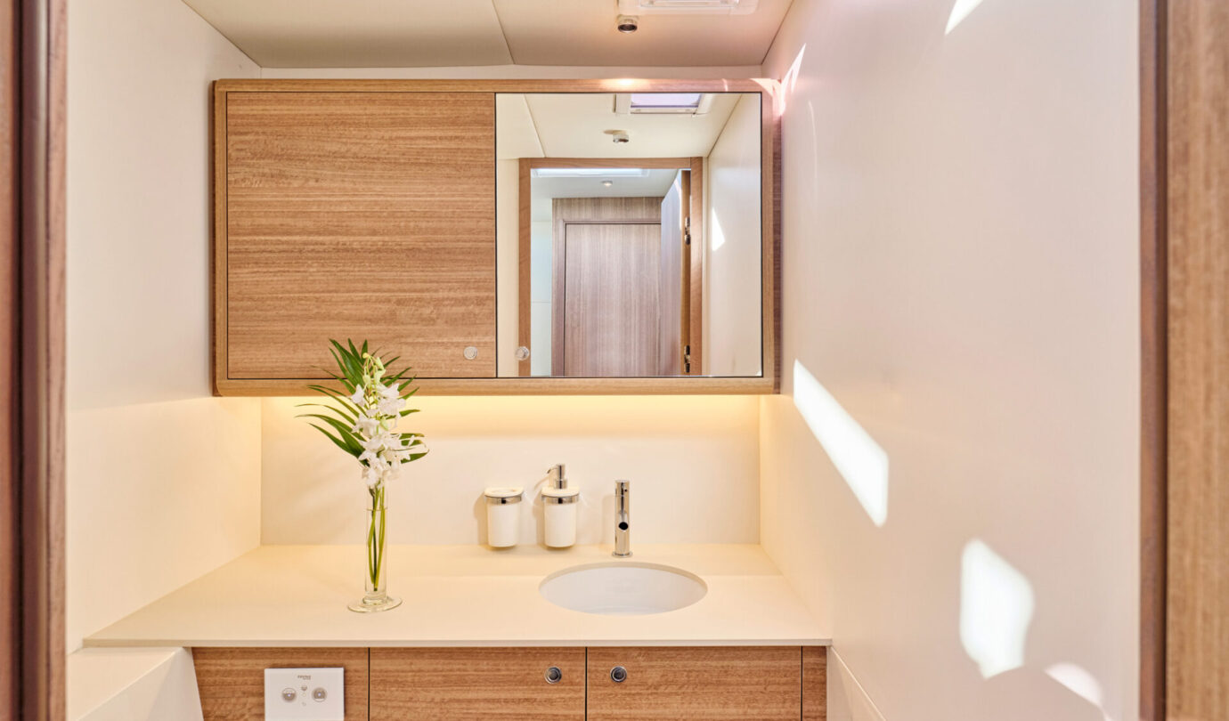 OT-60 Omikron Yachts