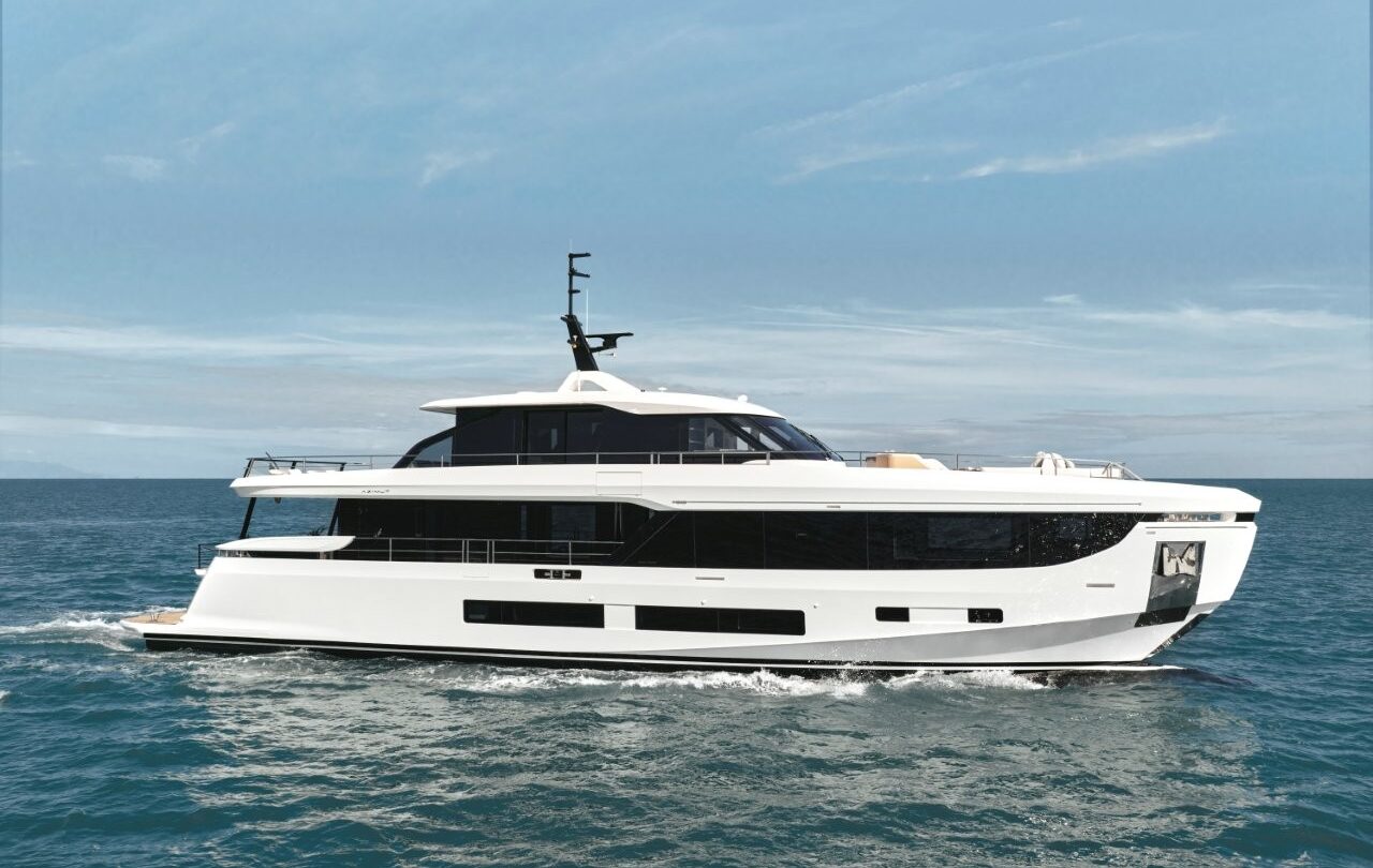 Grande 30M Azimut