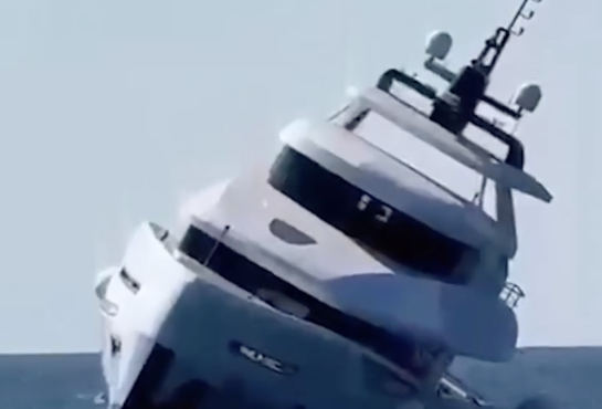 Yacht Dolce Vento del cantiere Medyılmaz che affonda pochi minuti dopo il varo