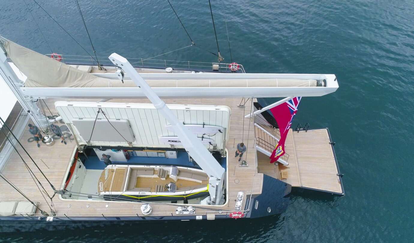 TRIDENT 810 Royal Huisman