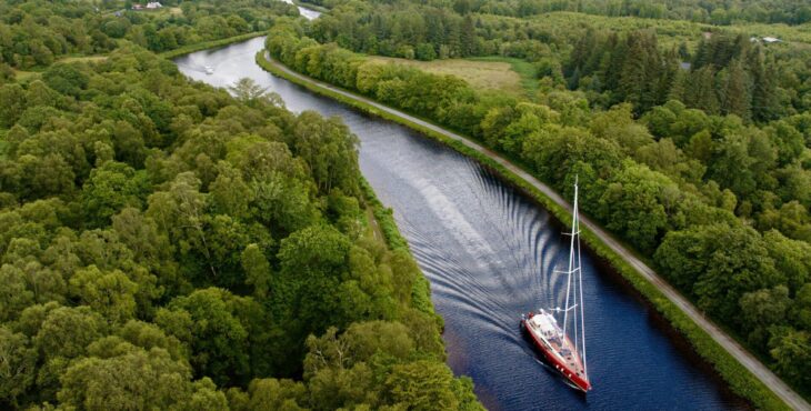 Yacht Pro Hub: expert training and technical support for the awaring yacht owner